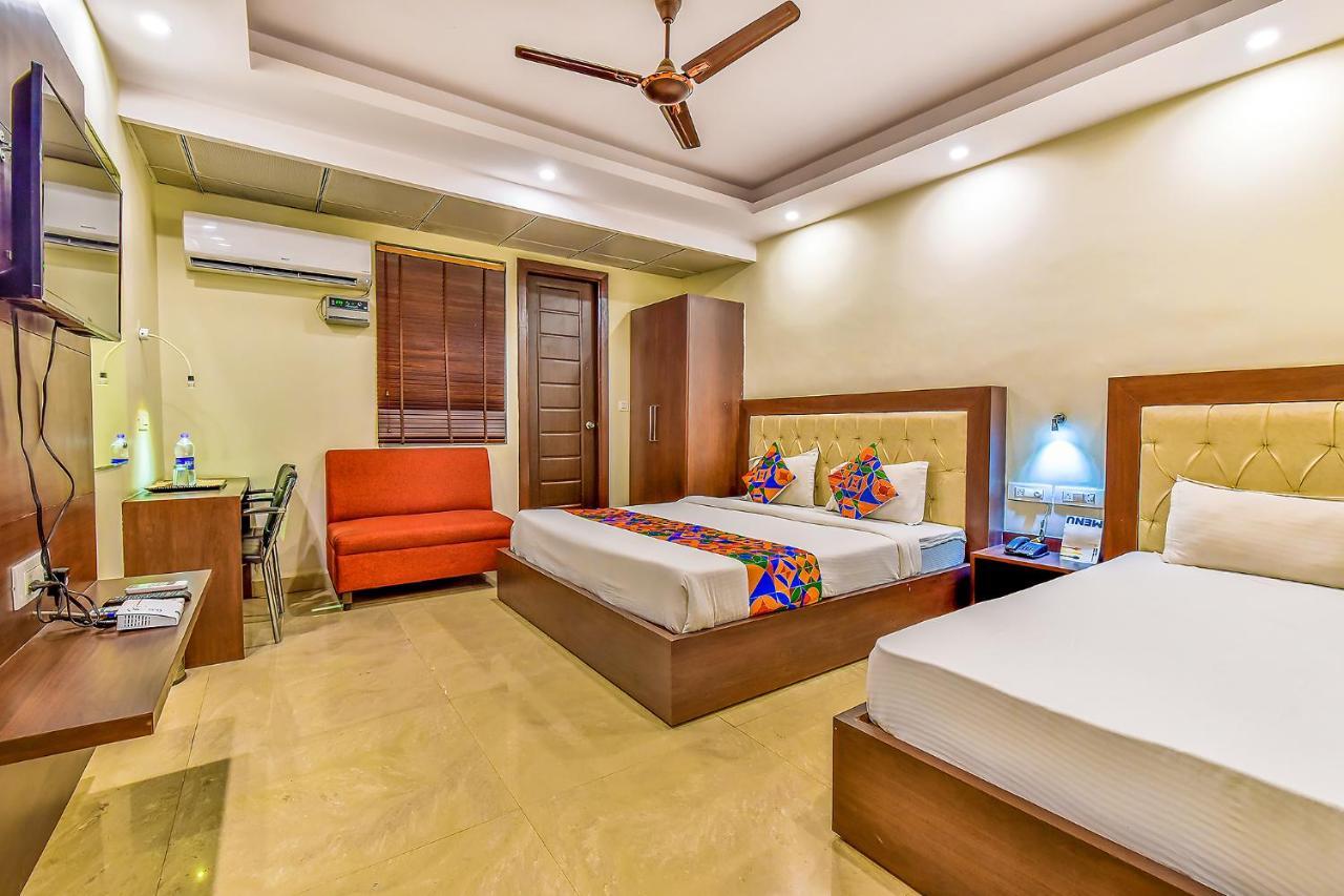 Fabhotel Surya Residency Дехрадун Екстериор снимка
