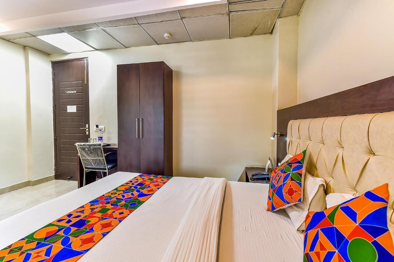 Fabhotel Surya Residency Дехрадун Екстериор снимка